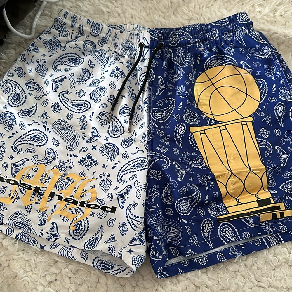 Men’s “most hated” basketball shorts- great condition